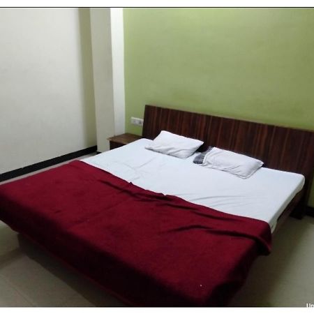 Hotel Adarsh, Ujjain Esterno foto